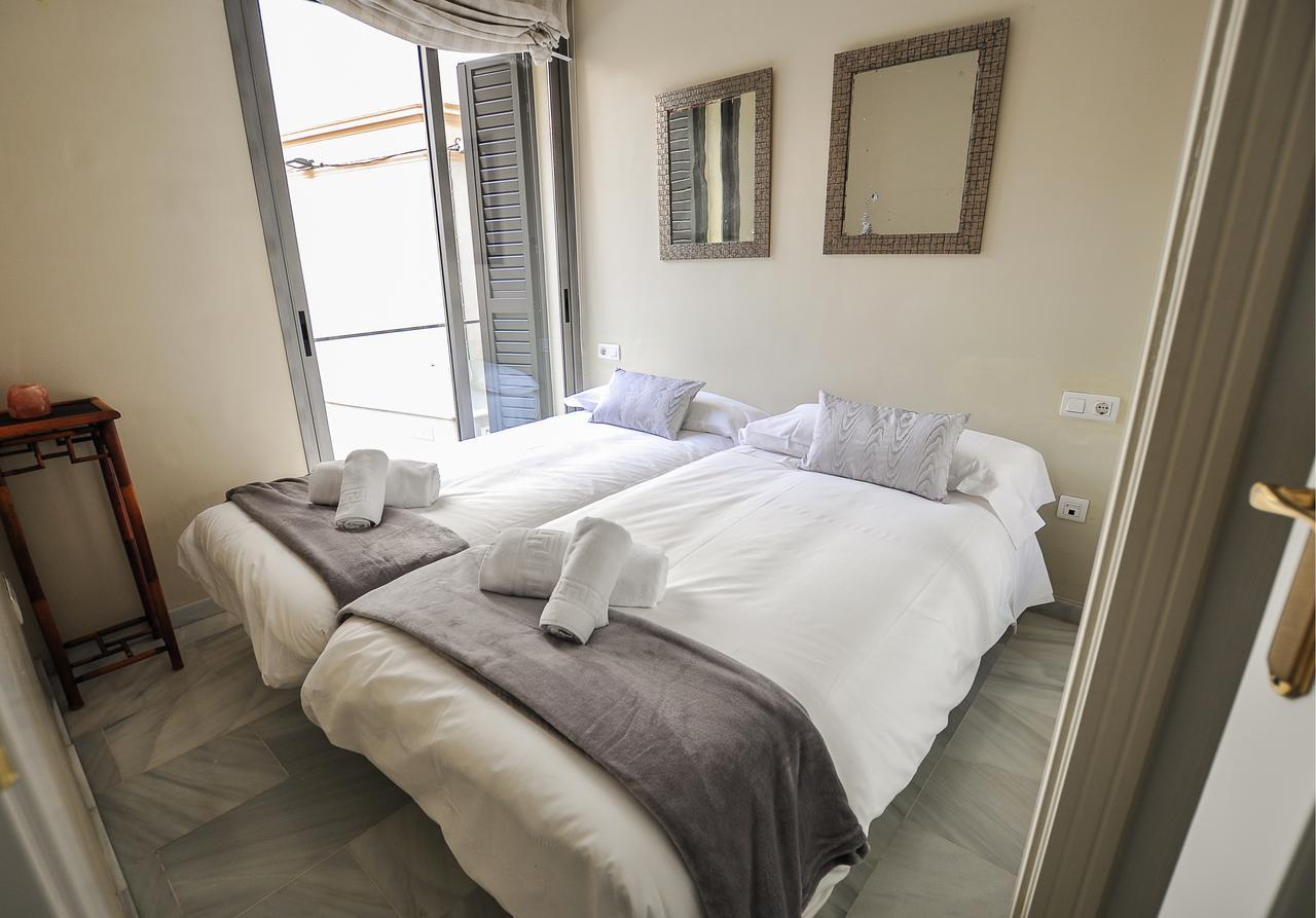 Acogedor Apartamento Junto A Calle Larios By Renthas Lejlighed Málaga Eksteriør billede